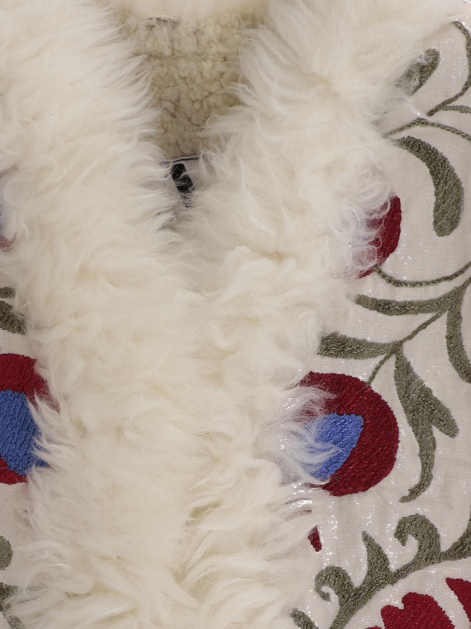 Gilet suzani con pelliccia di pecora BG101 WHITEWITHREDEMBROIDERY ZAZI 