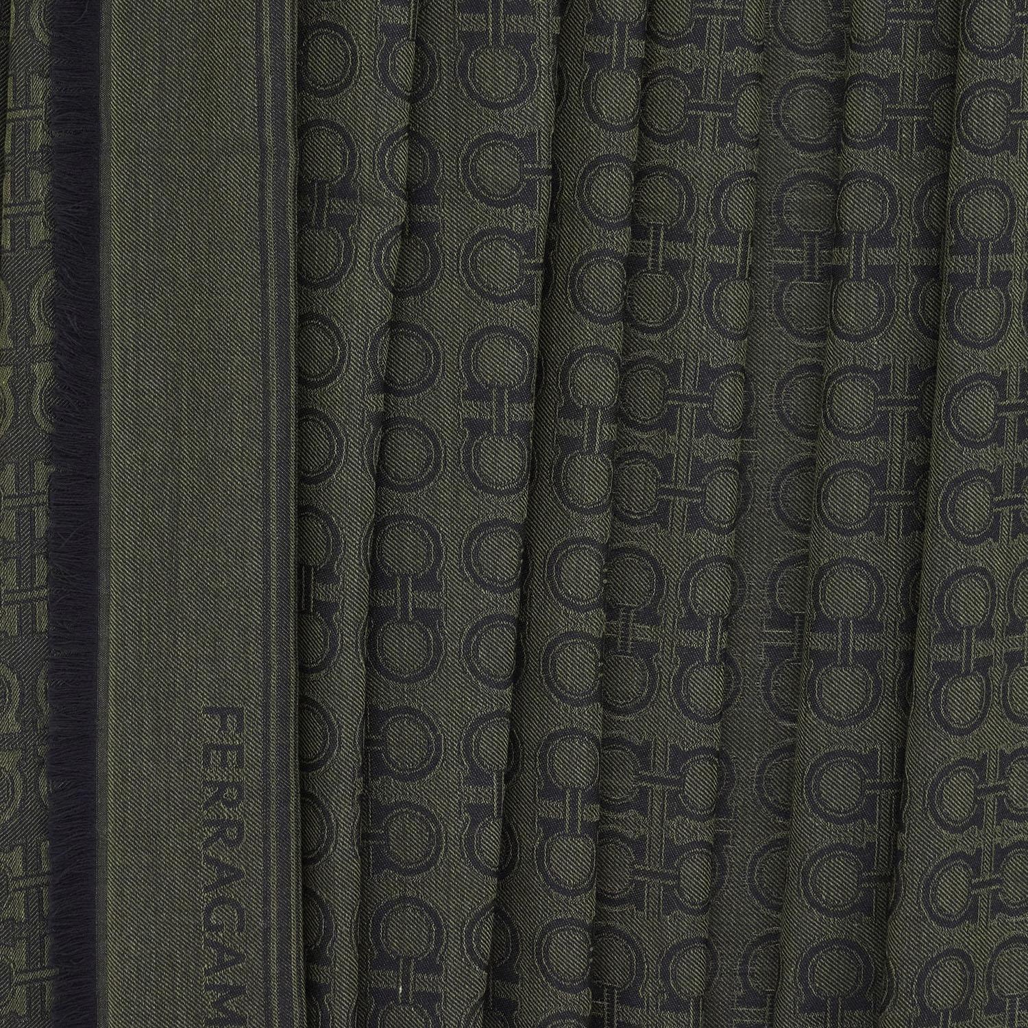 FOULARD IN LANA E SETA 520144 004MILITARY SALVATORE FERRAGAMO 