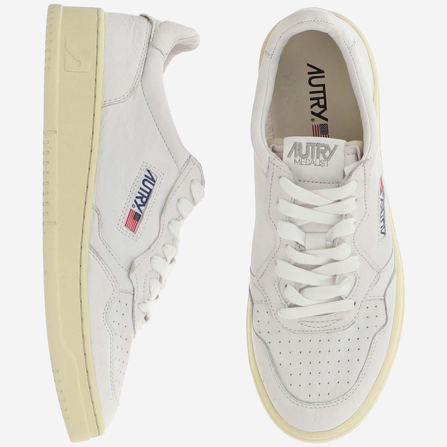 SNEAKERS MEDALIST LOW AULMGG04 GOATGOATWHITE AUTRY 