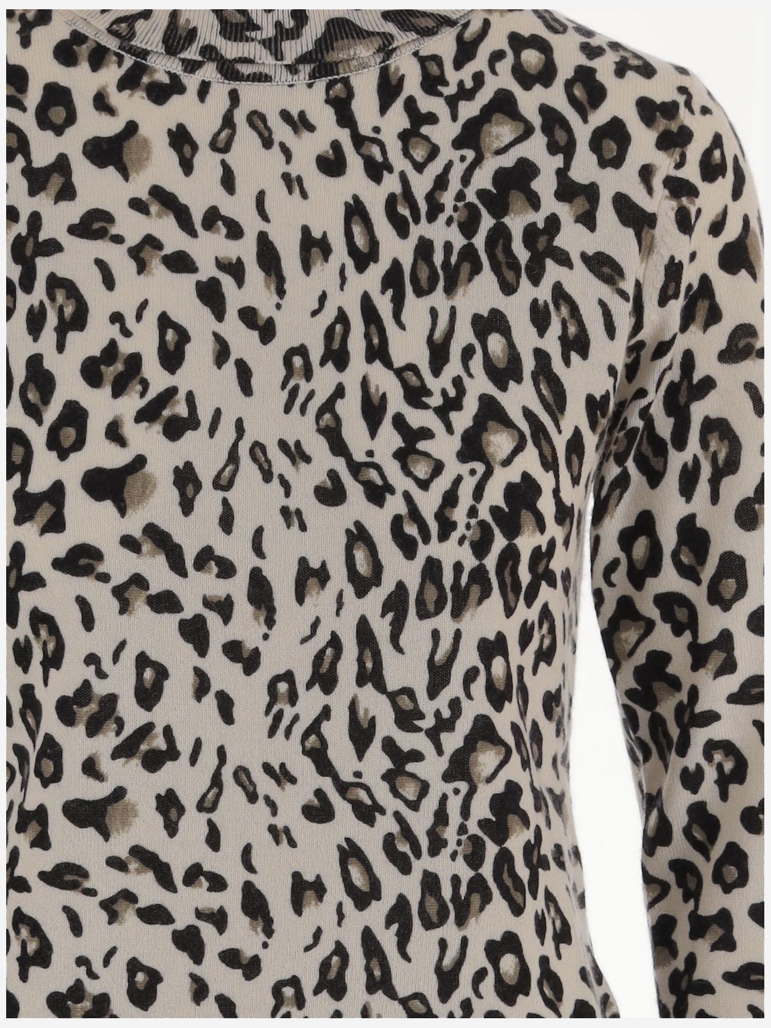 MAGLIONE IN LANA E CASHMERE STAMPA LEOPARDATA 25517642 909 ALLUDE 