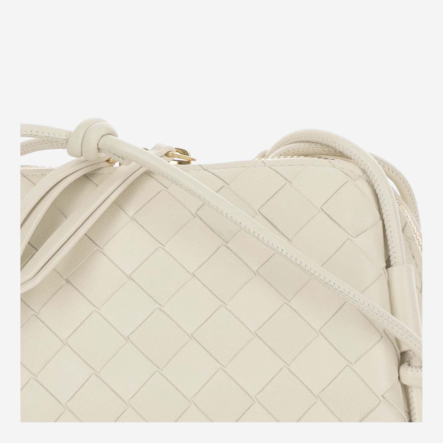 BORSA CONCERT POUCH CON MOTIVO INTRECCIATO 794258 VCPP19197 BOTTEGA VENETA 
