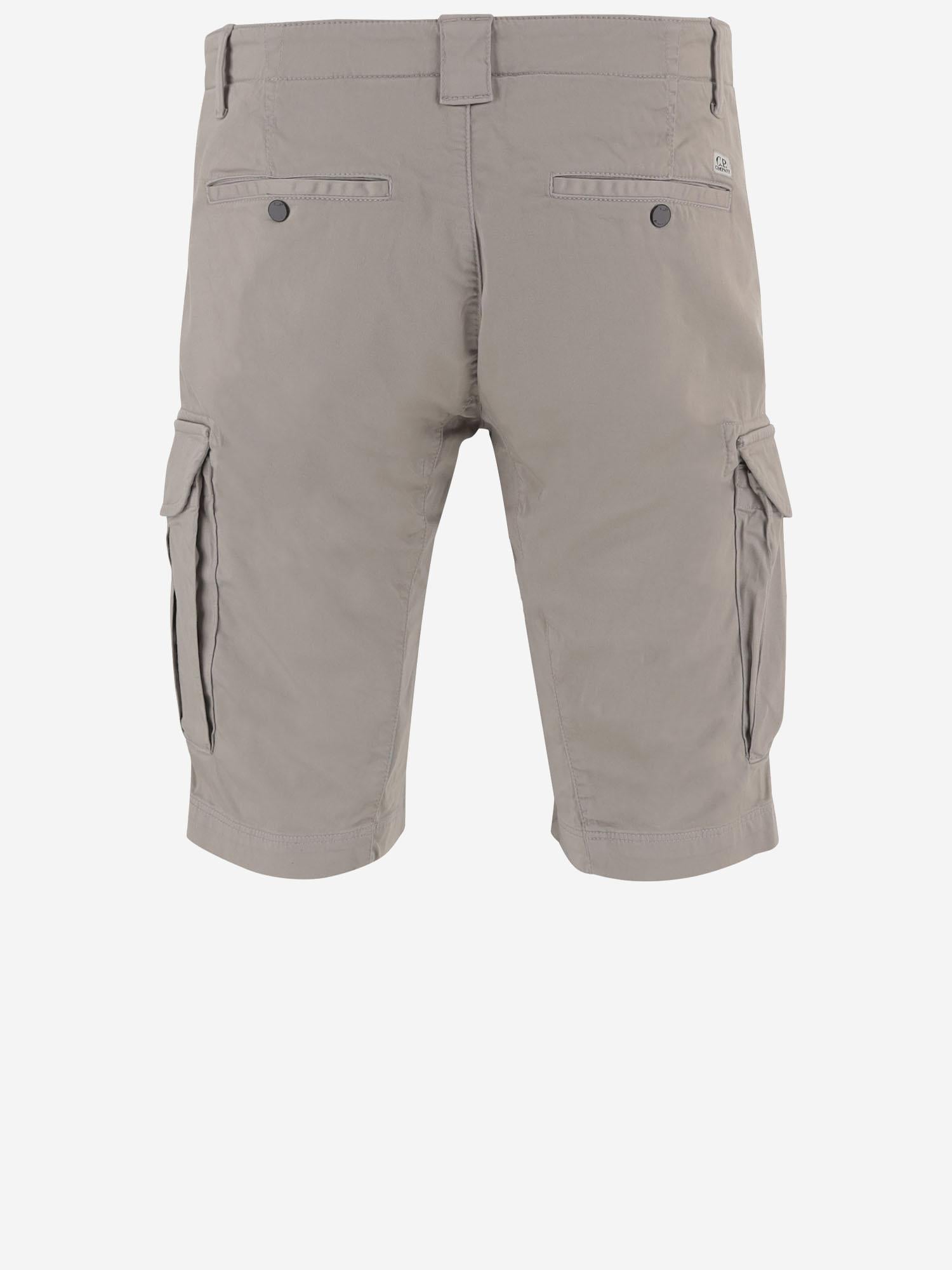 PANTALONI CORTI IN COTONE STRETCH 20CMBE746A 005694G904 CP COMPANY 