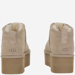 STIVALETTI CON PLATEAU CLASSIC ULTRA MINI 1135092 SAN UGG 