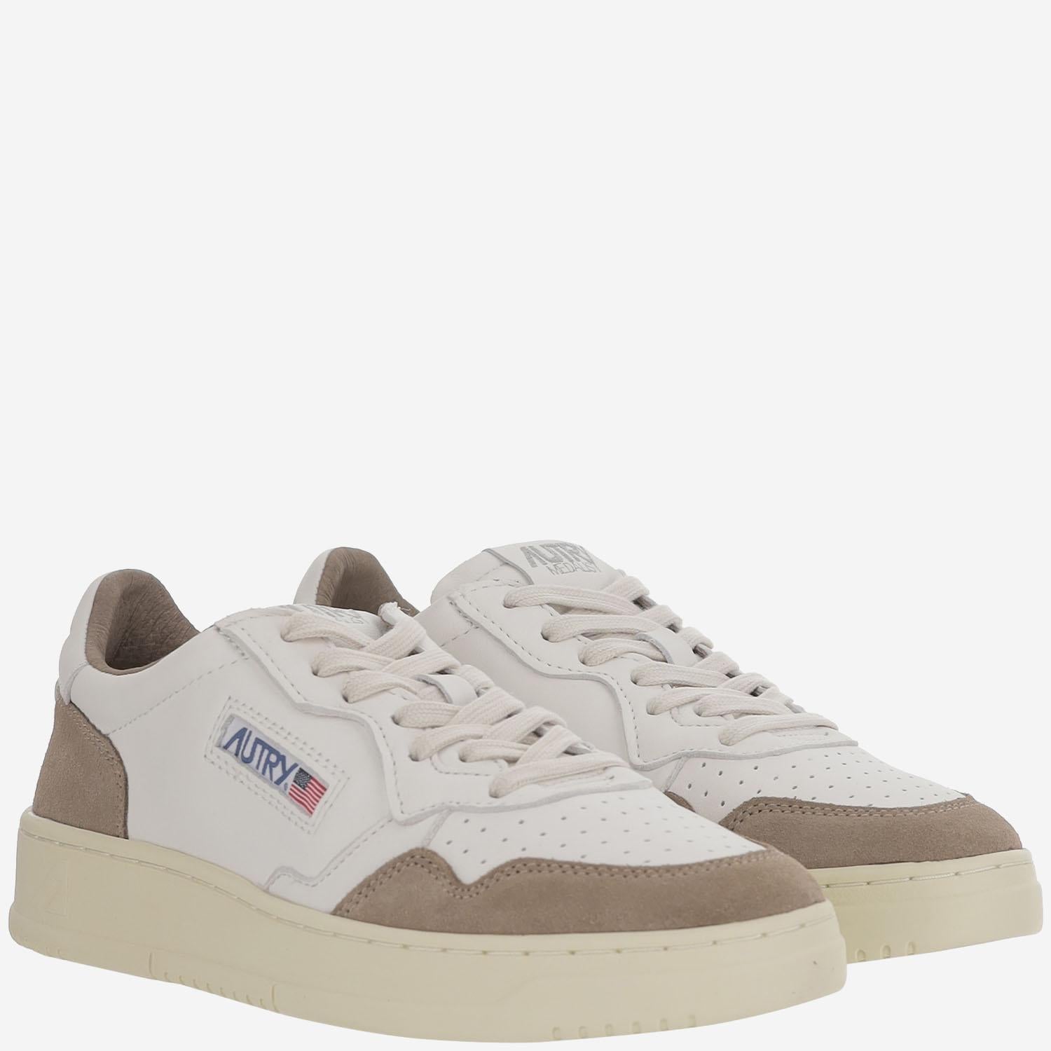 SNEAKERS LOW MEDALIST IN PELLE AULMGS43 WHTTOBACCO AUTRY 