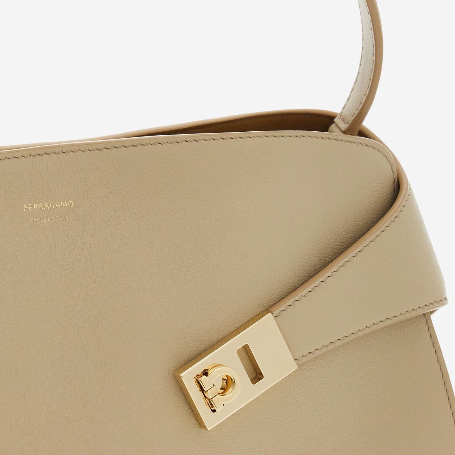 BORSA A SPALLA HUG SOFT IN PELLE 219816 004 SALVATORE FERRAGAMO 