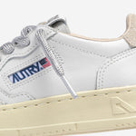 SNEAKERS MEDALIST LOW<BR/> KULK WF01LEASUEFOURWHTSILV AUTRY KIDS 