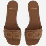 SANDALI FLAT IN PELLE CON LOGO LISS CUOIO SALVATORE FERRAGAMO 