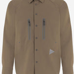 CAMICIA IN NYLON CON PANNELLO POSTERIORE A CONTRASTO 5746953019 182 AND WANDER 