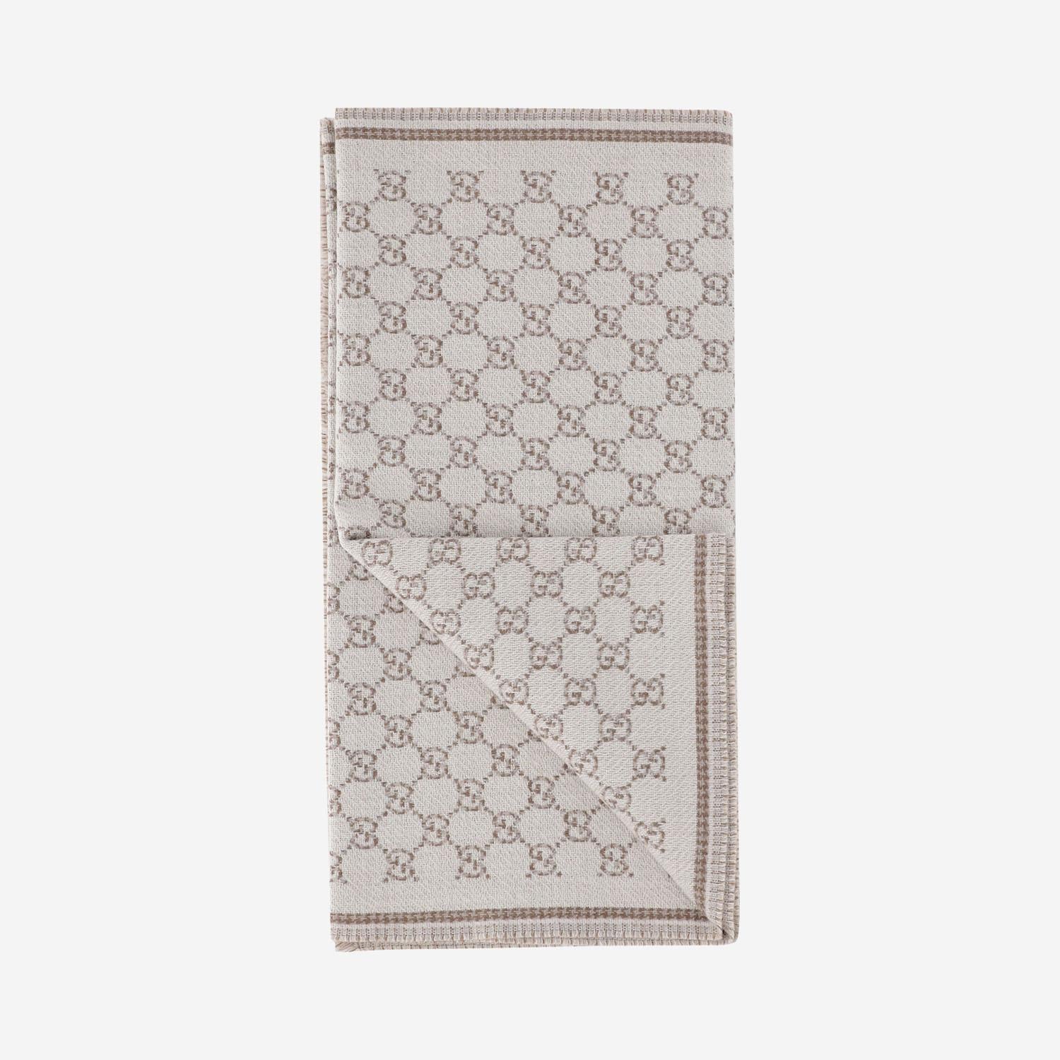 SCIARPA CON MOTIVO GG 839035 3GAMQ9778 GUCCI 