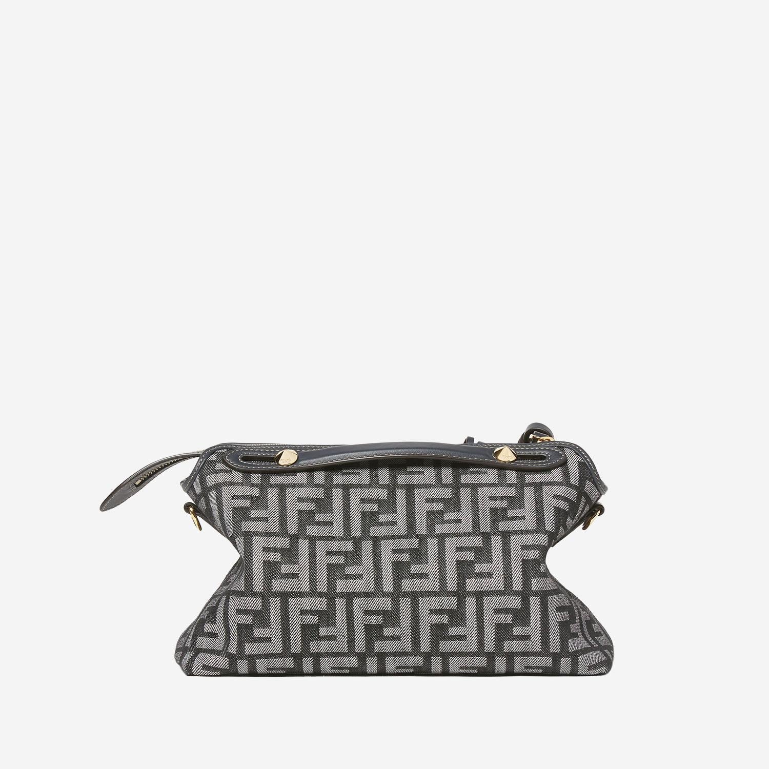 BORSA MEDIA BY THE WAY SOFT 8BL155 AUT4F1UJ5 FENDI 