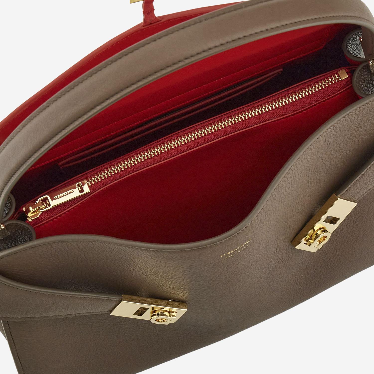 BORSA A SPALLA HUG SOFT IN PELLE 219816 003 SALVATORE FERRAGAMO 