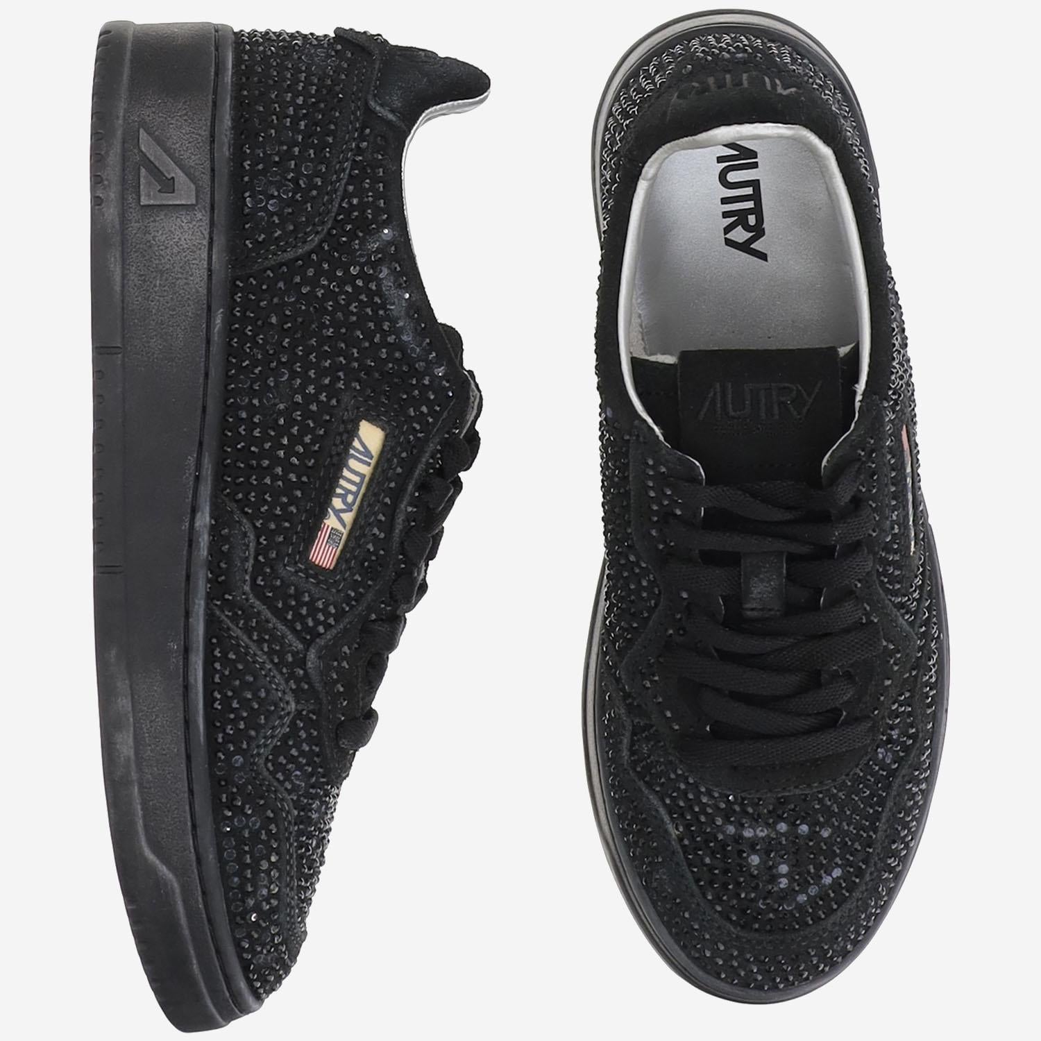 SNEAKERS MEDALIST LOW WOM AULWNA02 BLACK AUTRY 