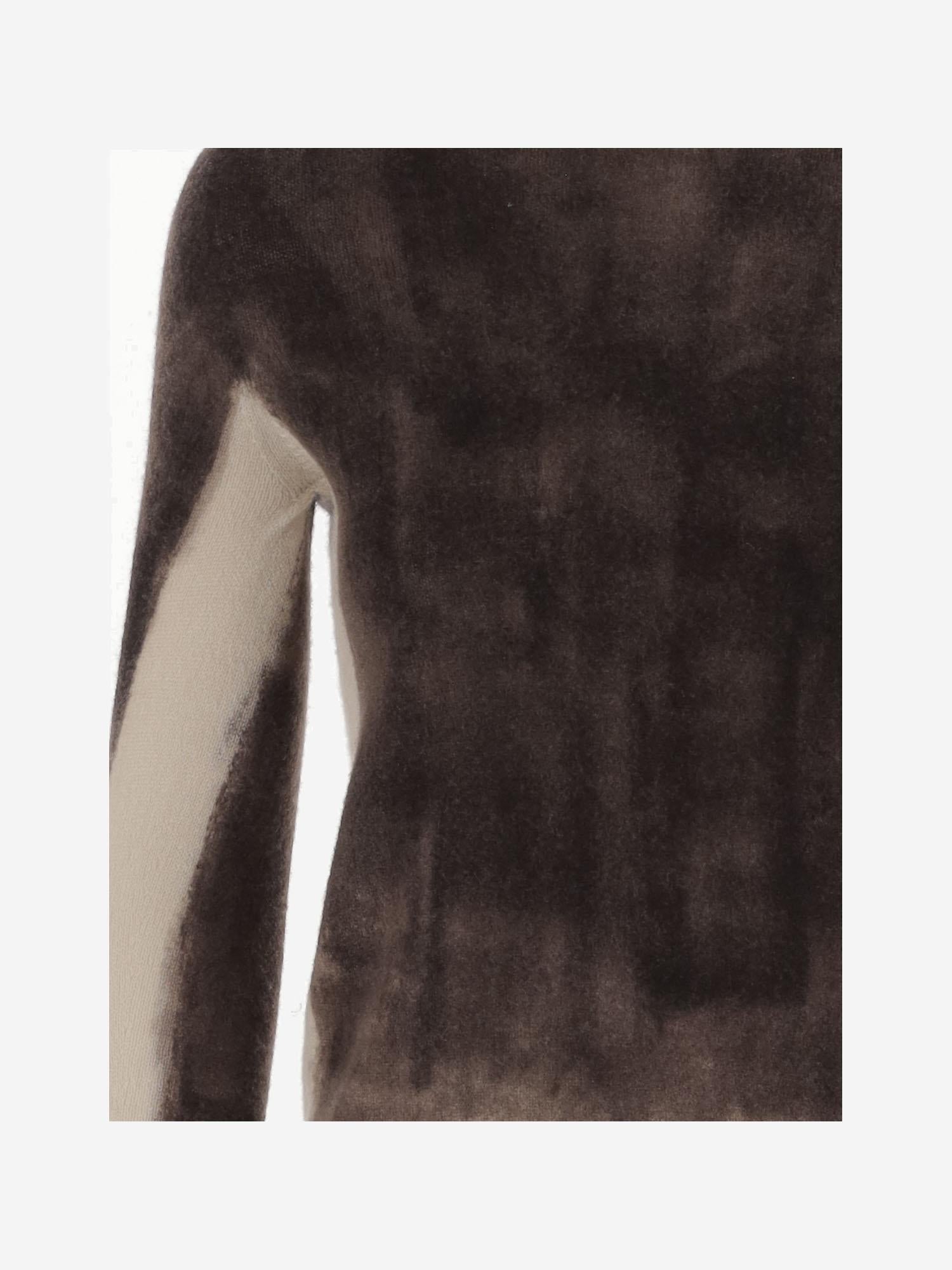 MAGLIA IN CASHMERE CON EFFETTO SFUMATO D300AE WHITE OLIVER LATTUGHI 