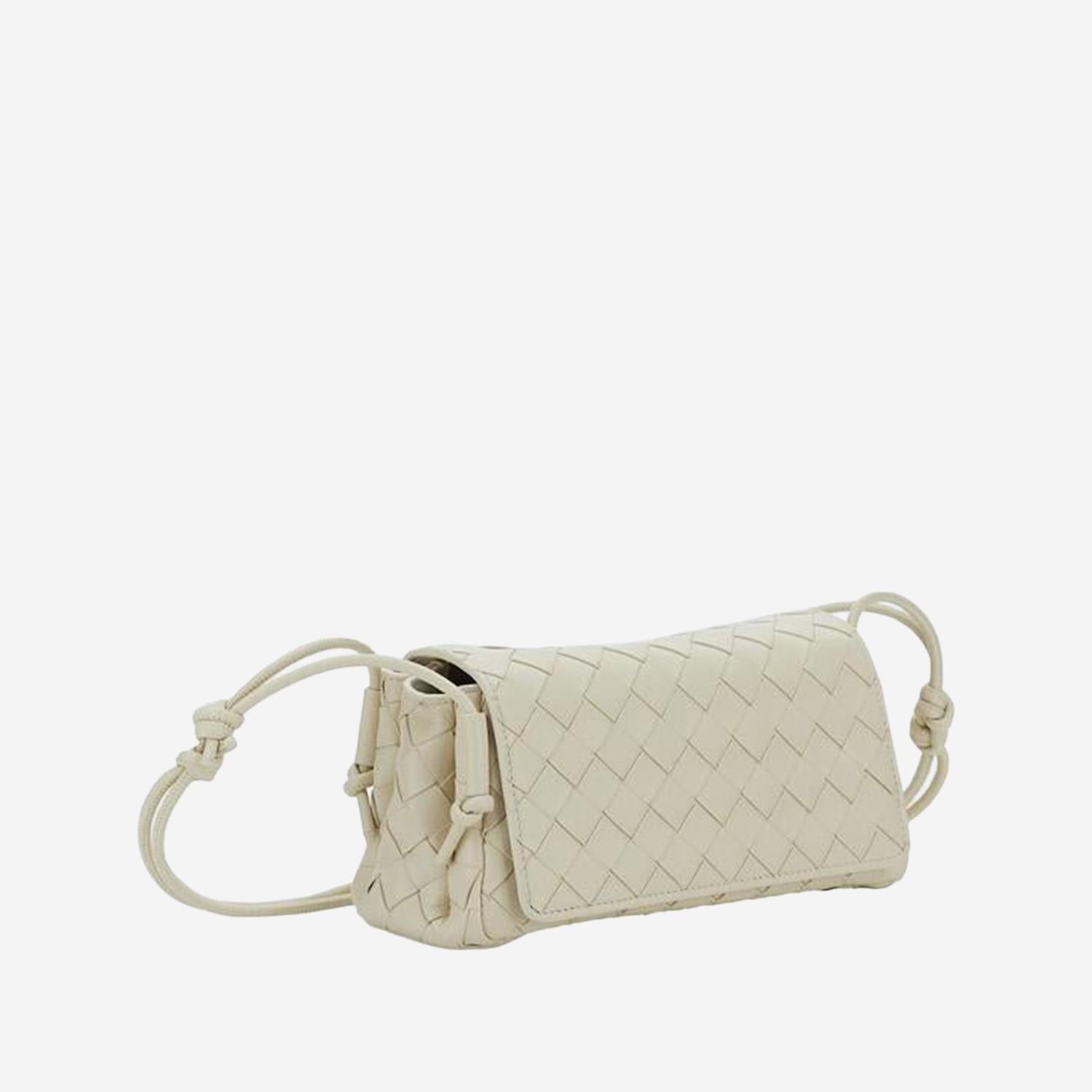 Pochette Notturno In Pelle<BR/> 843893 VCPP09197 BOTTEGA VENETA 