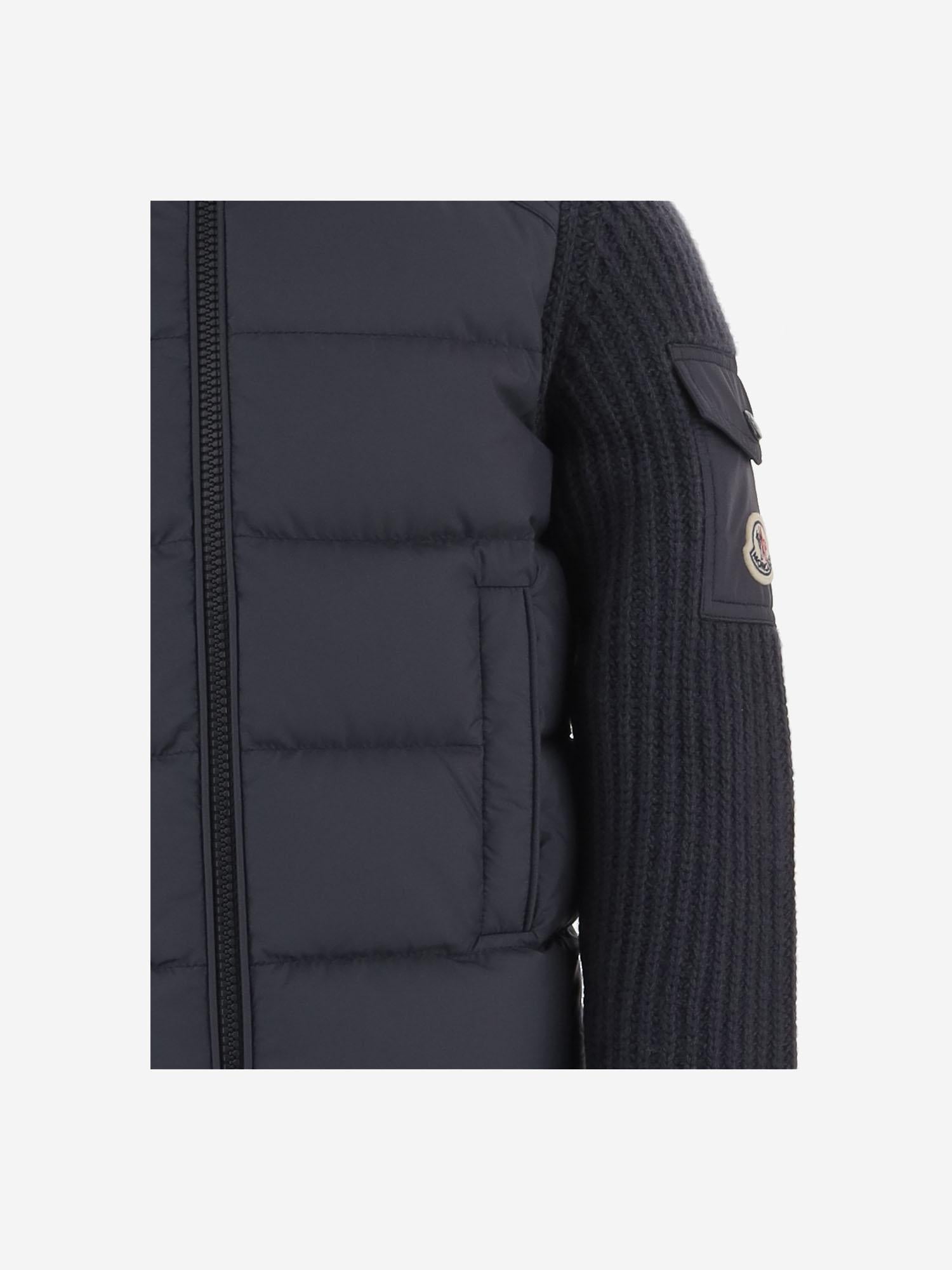 GIUBBOTTO IBRIDO CON MANICHE IN MAGLIA 9B00009M1241 779 MONCLER ENFANTS 