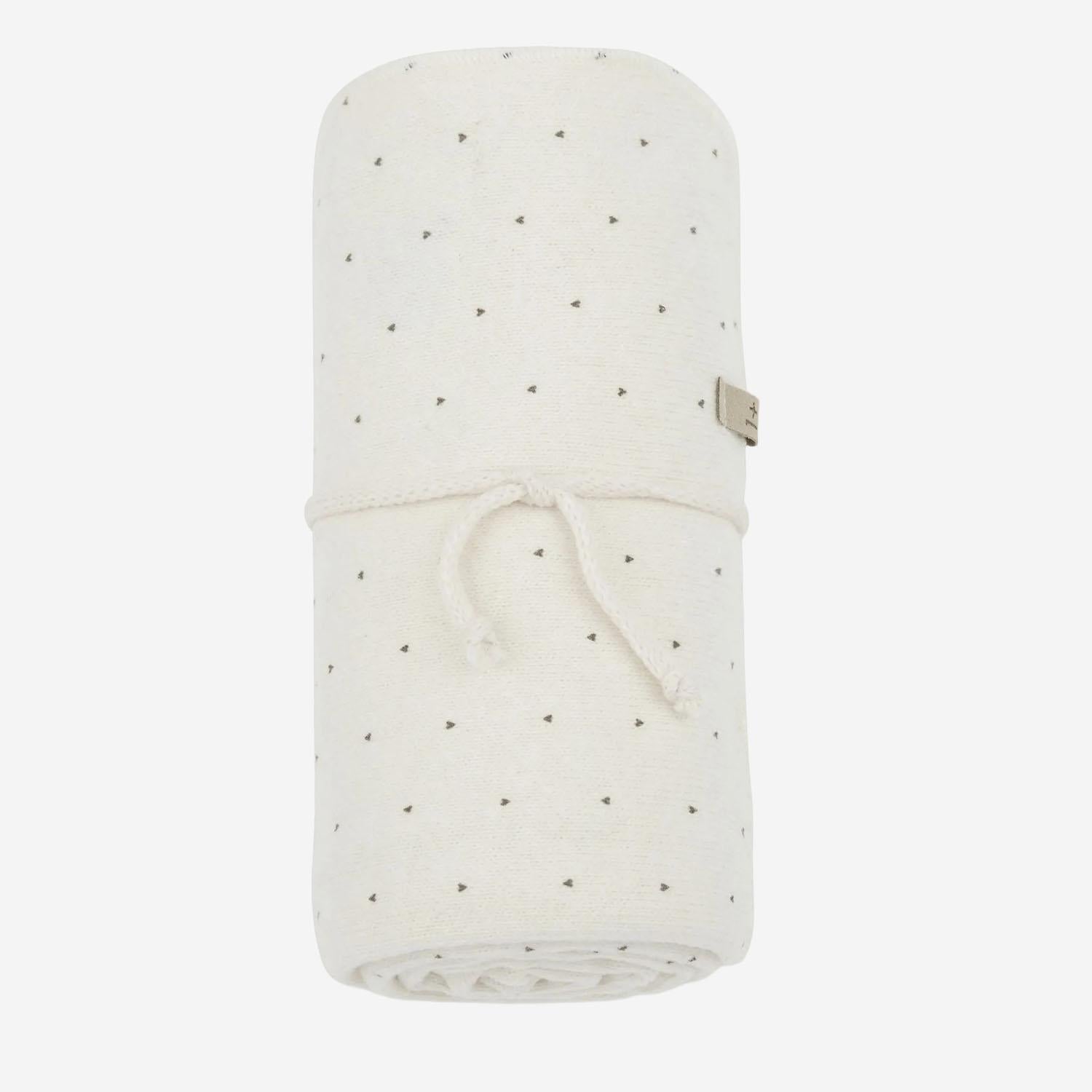 COPERTA BIKA CON MOTIVO A CUORI 25W053 ECRU 1+ IN THE FAMILY KIDS 