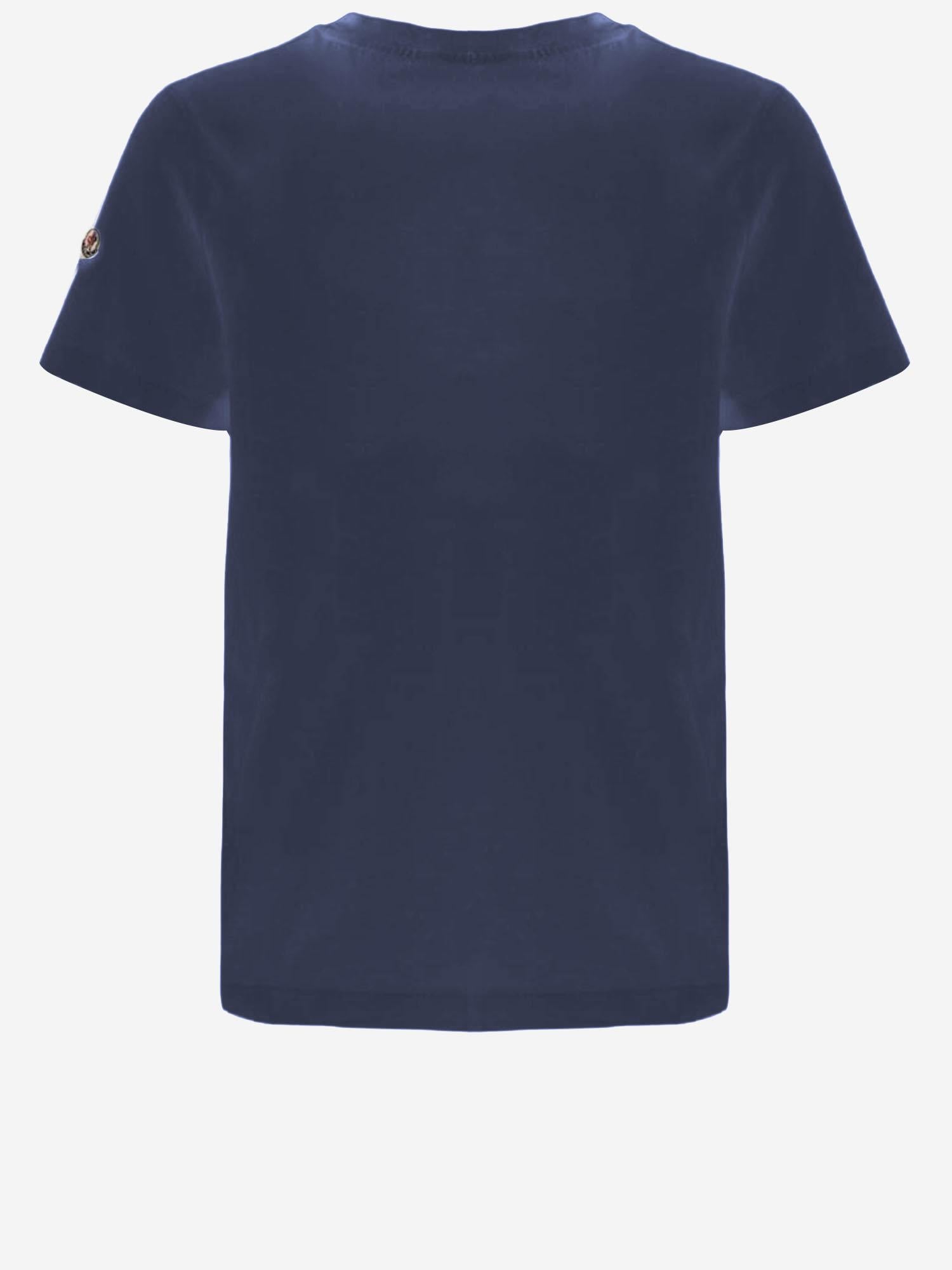 T-SHIRT IN COTONE CON LOGO RICAMATO 8C00053 89B8U78E MONCLER 