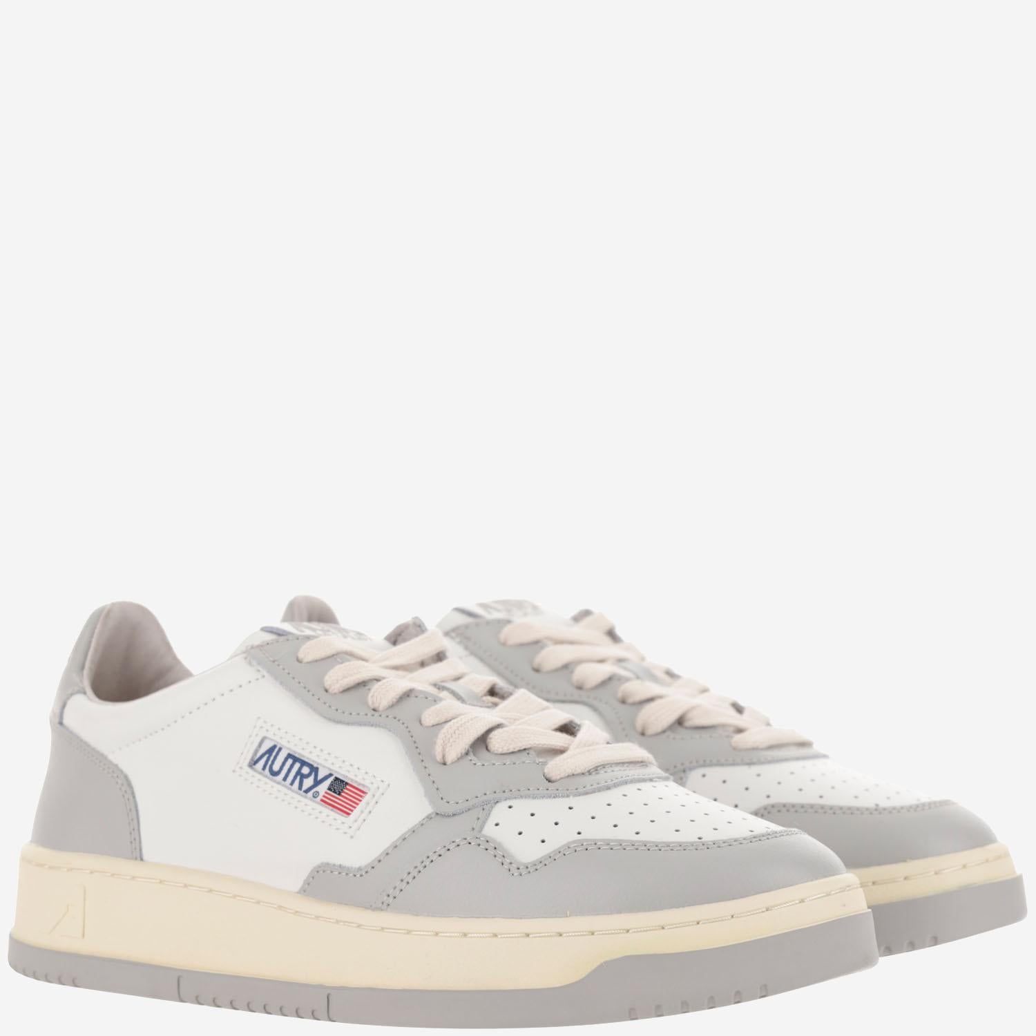 SNEAKERS LOW MEDALIST COLOR-BLOCK AULMWB10 WHTVAPOR AUTRY 