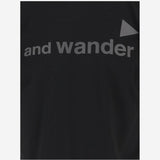 T-shirt in cotone con logo lettering 5746184074 010 AND WANDER 