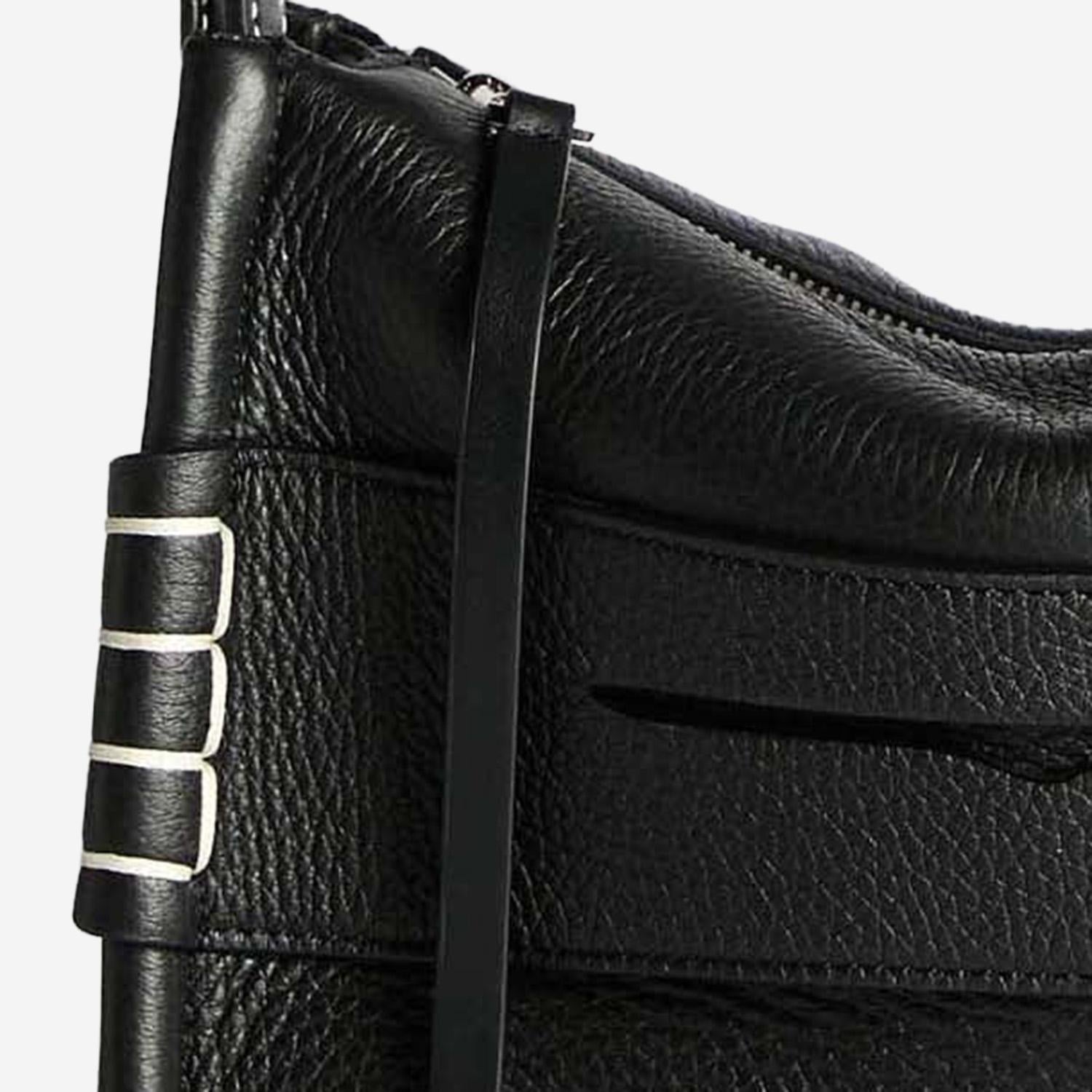 BORSA A TRACOLLA IN PELLE MARTELLATA HB0767 LA0377999 JW ANDERSON 