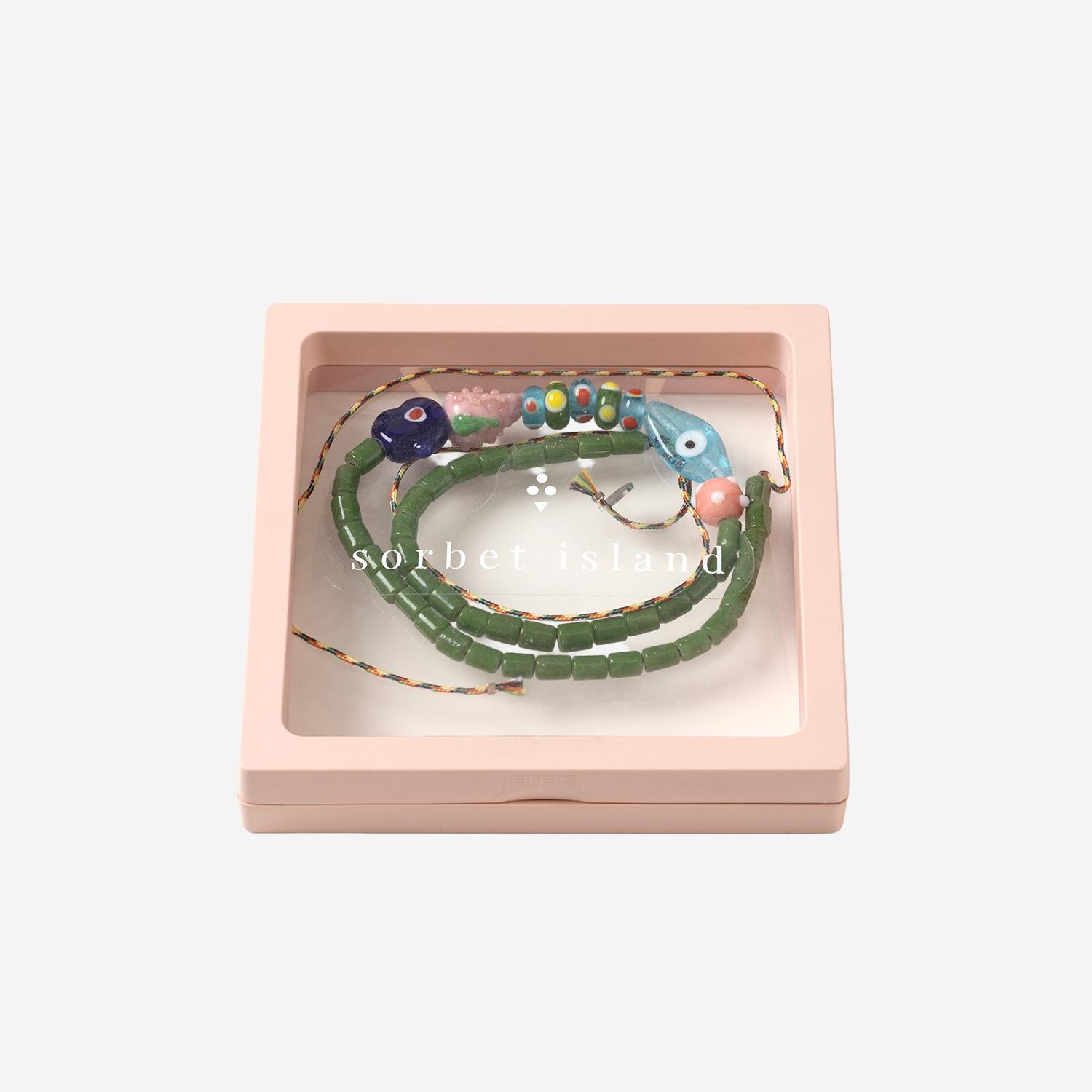 Collana con pesce e perle in vetro MIXEDGLASSBEAD EVILEYEGREEN SORBET ISLAND 