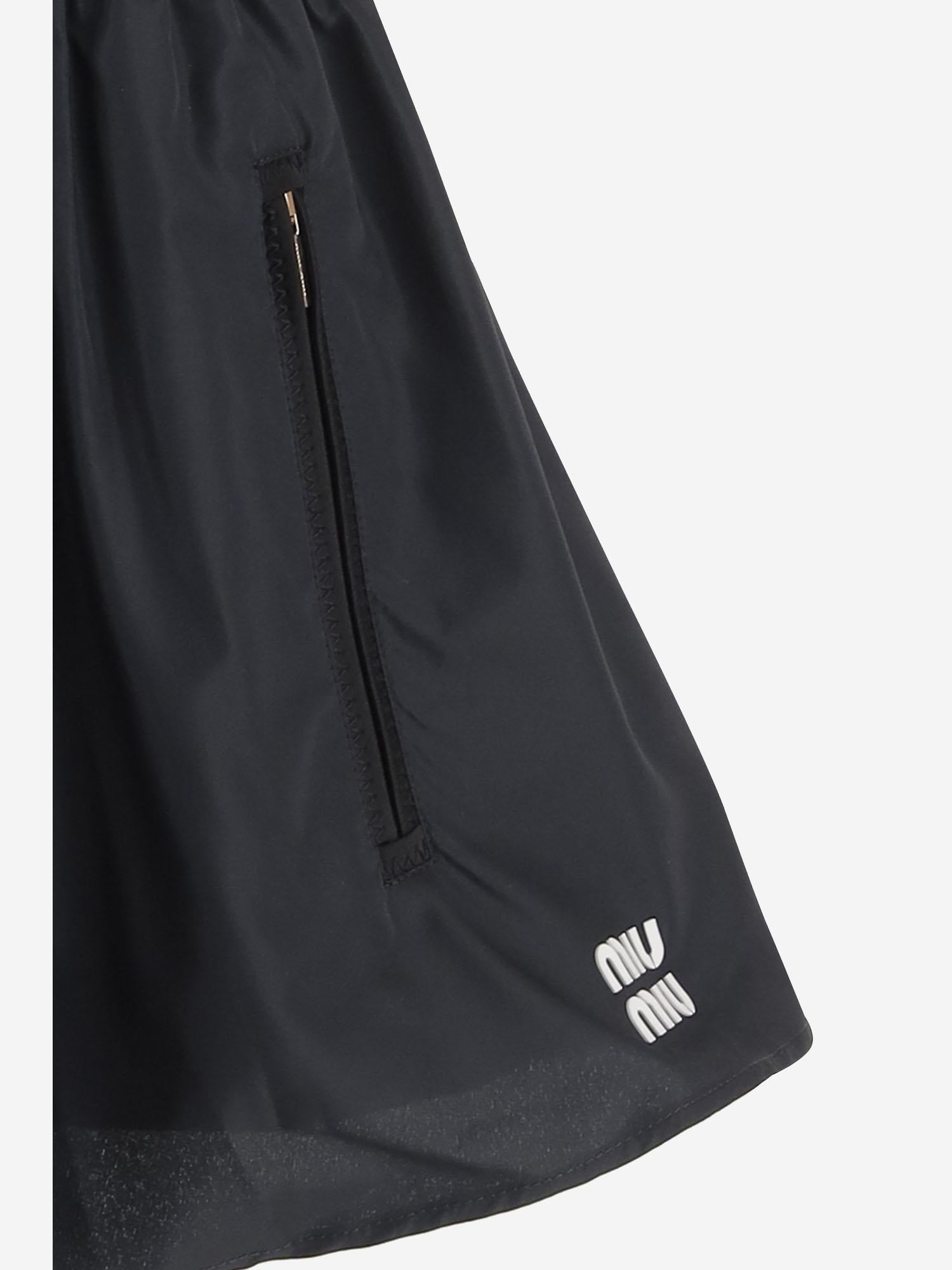 GONNA FLARE IN CON VITA A CONTRASTO MG2634 19ECF005R MIU MIU 