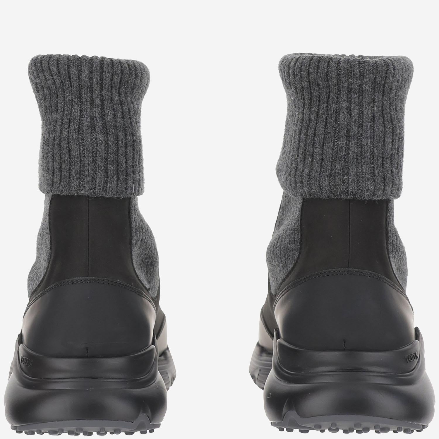 STIVALETTI SLIP-ON IN MISTO PELLE XXW54C0JP30UMO YPT0 TODS 