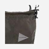 BORSA A TRACOLLA IN NYLON CON LOGO 5746985151 180 AND WANDER 