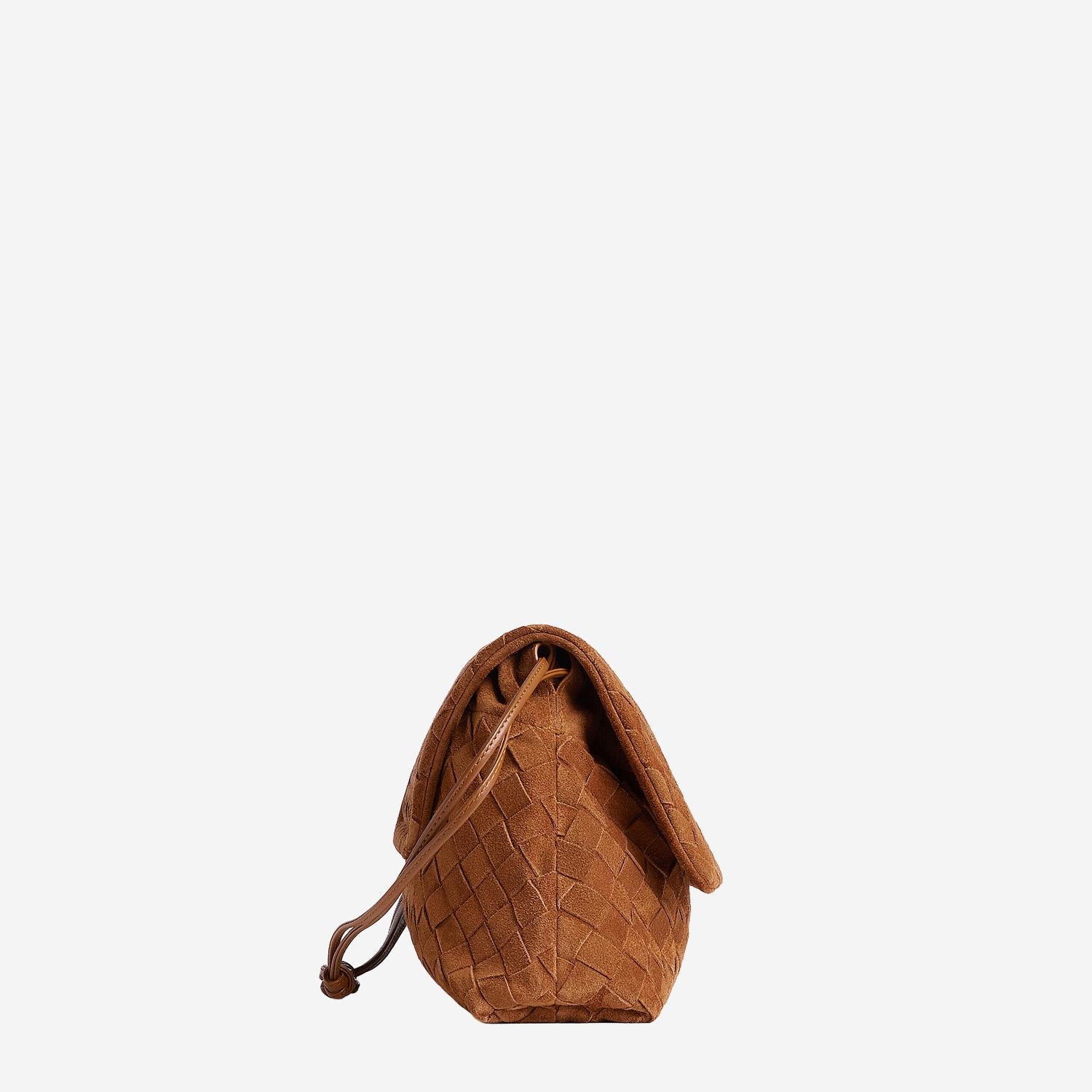 BORSA POUCH GIORNO IN SUEDE 857657 V5ZZ02588 BOTTEGA VENETA 