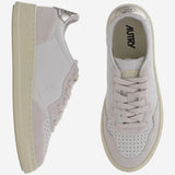 SNEAKERS MEDALIST LOW IN PELLE<BR/> AULWNU01 WHTWHT AUTRY 