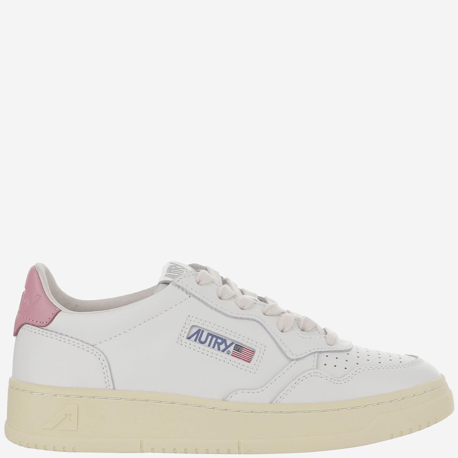 SNEAKERS LOW MEDALIST IN PELLE AULWLL88 WHTPOLIGNAC AUTRY 