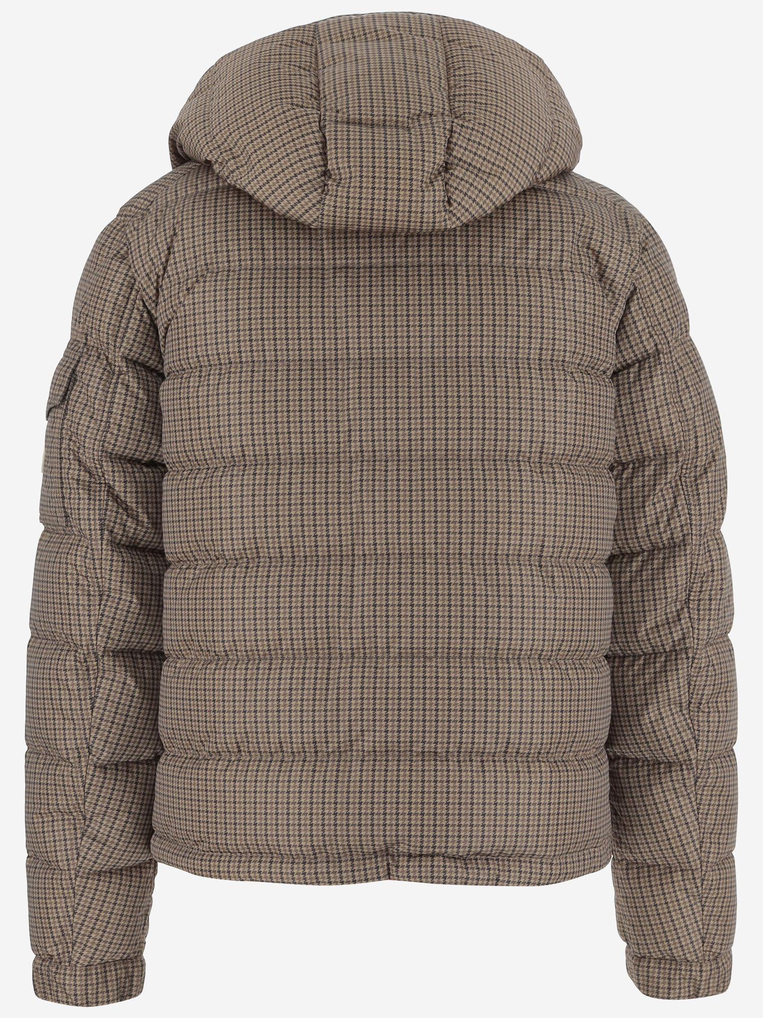 PIUMINO REVERSIBILE JONAGE 1A00008 598OES22 MONCLER 