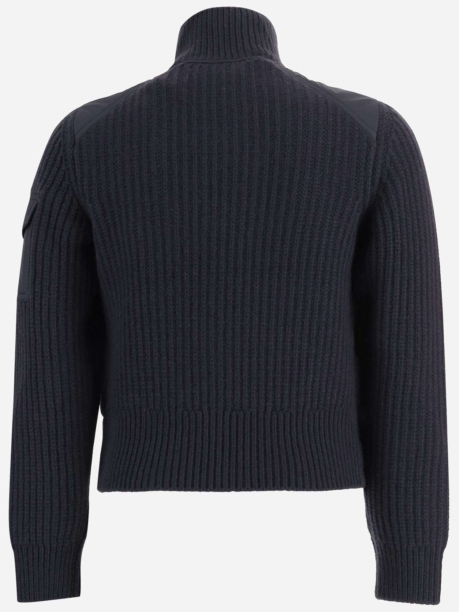 GIUBBOTTO IBRIDO CON MANICHE IN MAGLIA 9B00009M1241 779 MONCLER ENFANTS 