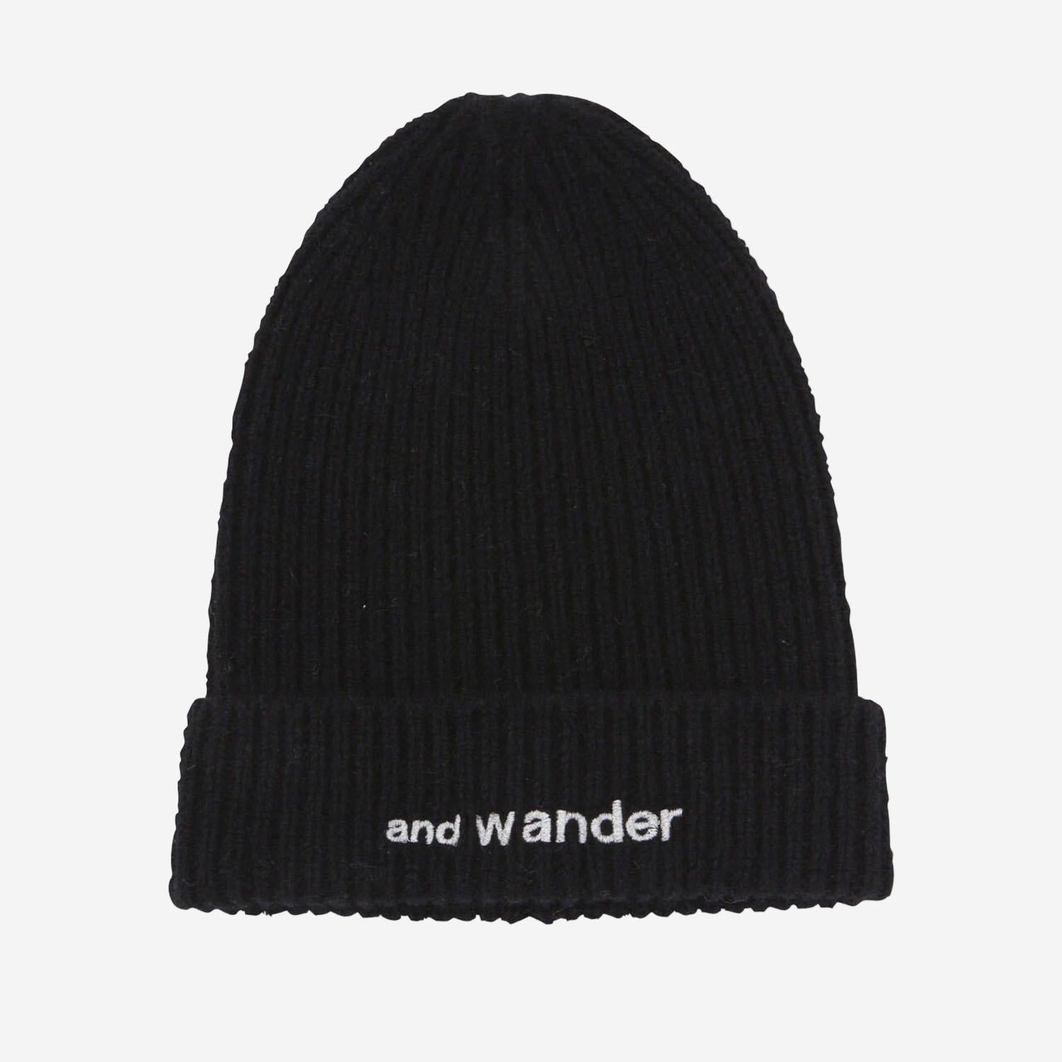 BEANIE IN LANA CON LOGO 5745286114 010 AND WANDER 