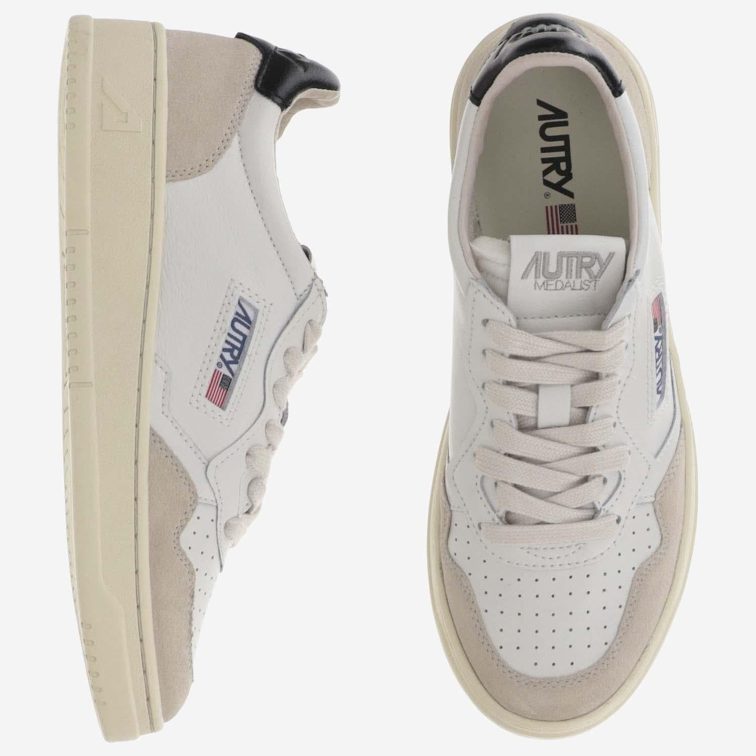 SNEAKERS MEDALIST LOW AULWLS21 WHTBLK AUTRY 