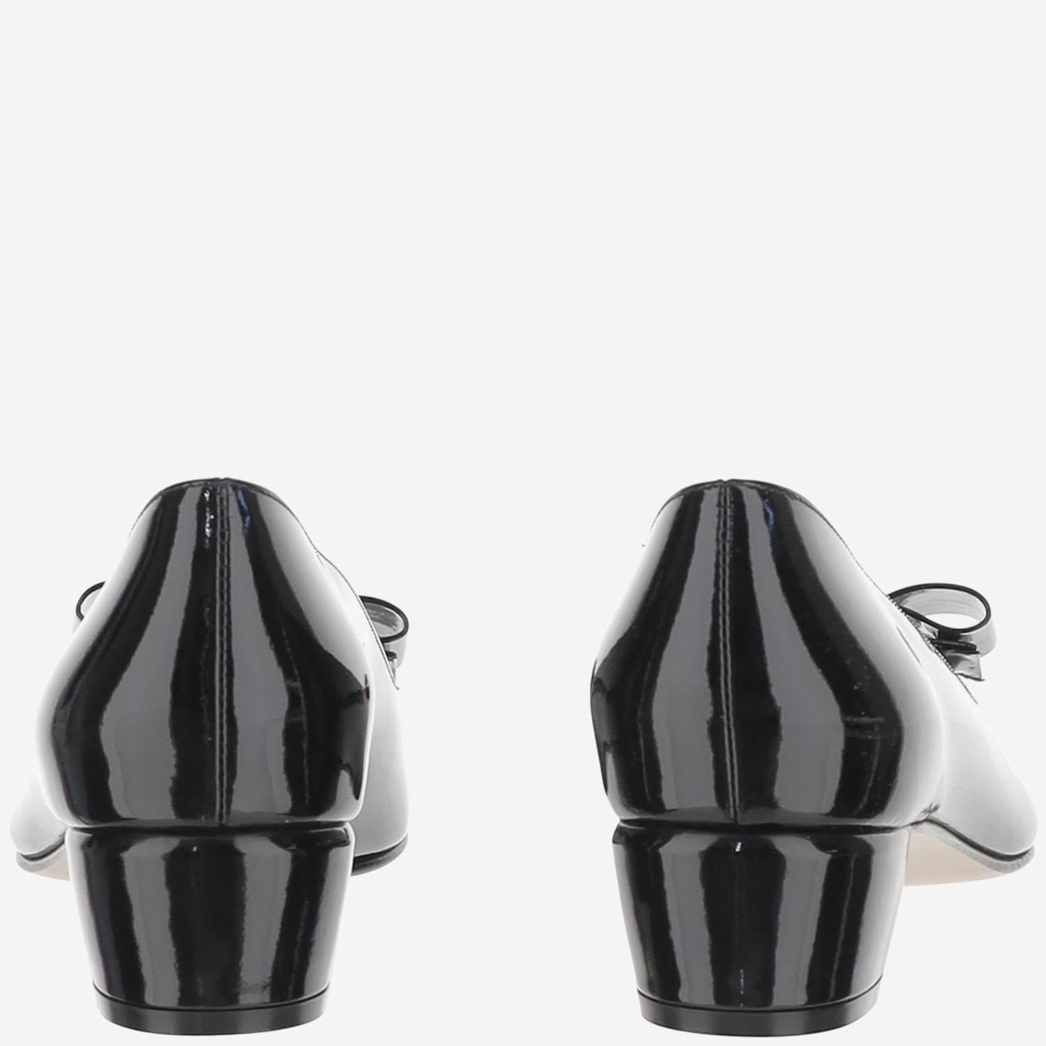 DÉCOLLETÉ VARA IN PELLE LUCIDA VARA1 216NERO SALVATORE FERRAGAMO 