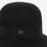CAPPELLO VLOGO SIGNATURE IN FELTRO DI CONIGLIO 7W2HE00F PMUFV0 VALENTINO GARAVANI 