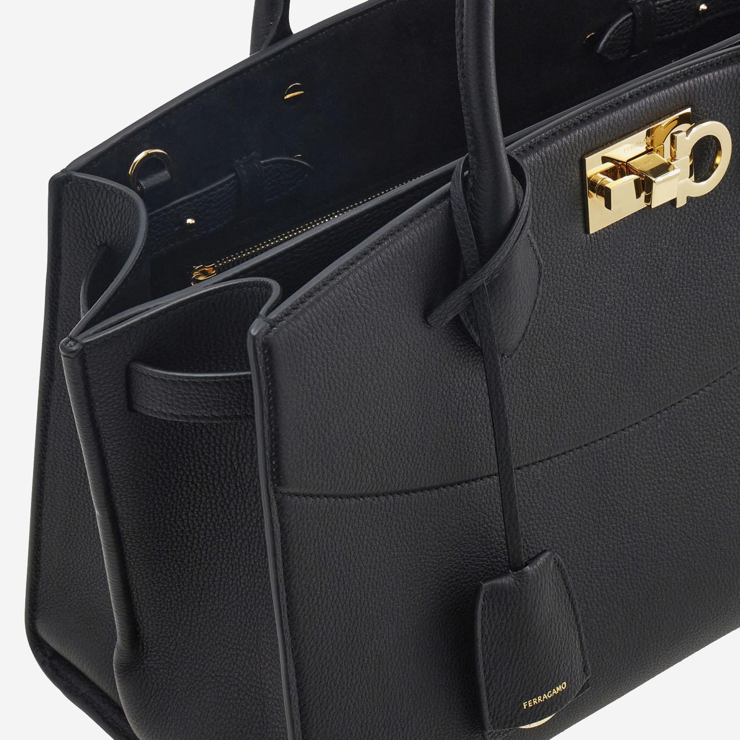 Borsa a mano in pelle martellata 21A110 001NERO SALVATORE FERRAGAMO 
