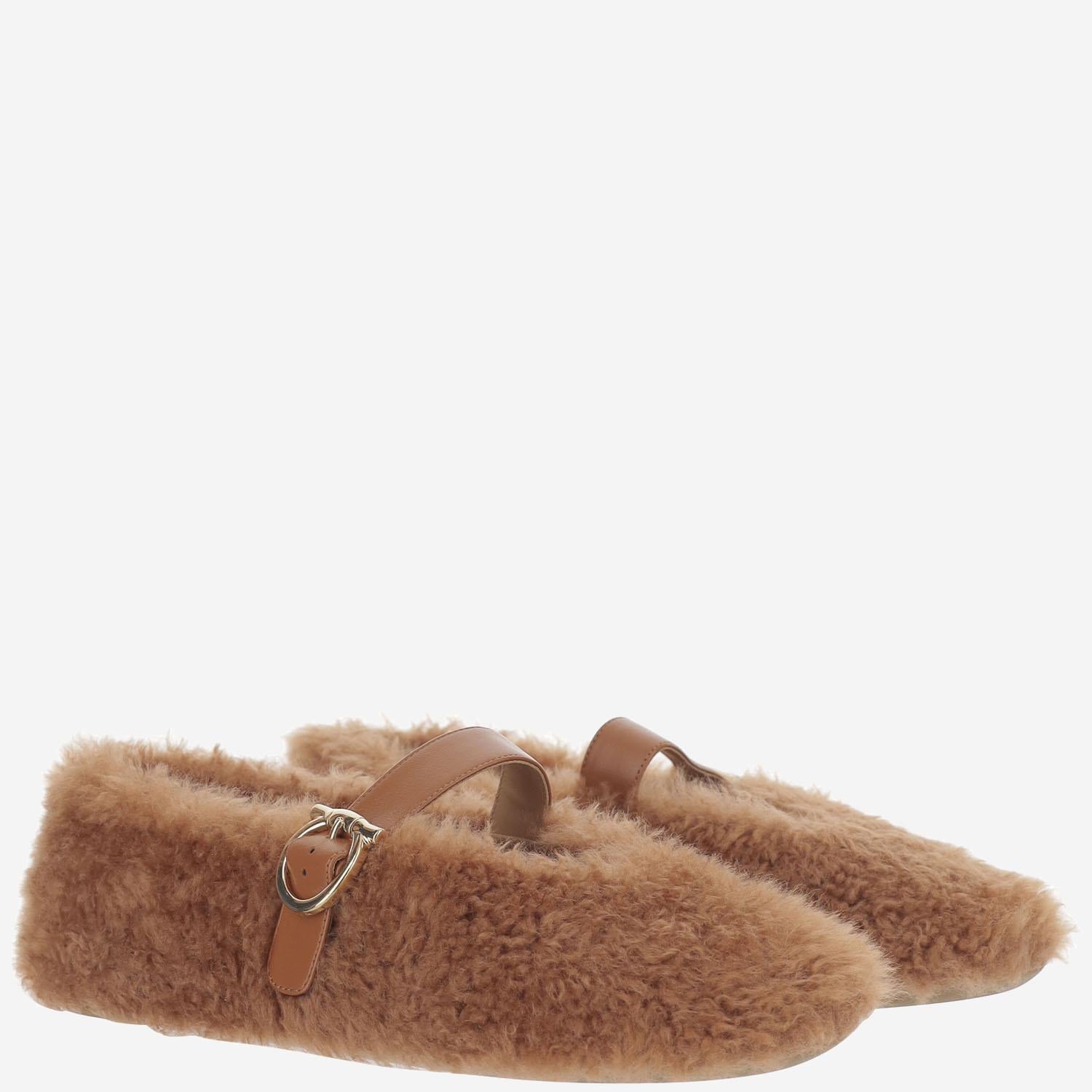 Ballerine ornamento Gancini in shearling 01K586 003CEDARBISCOTTO SALVATORE FERRAGAMO 