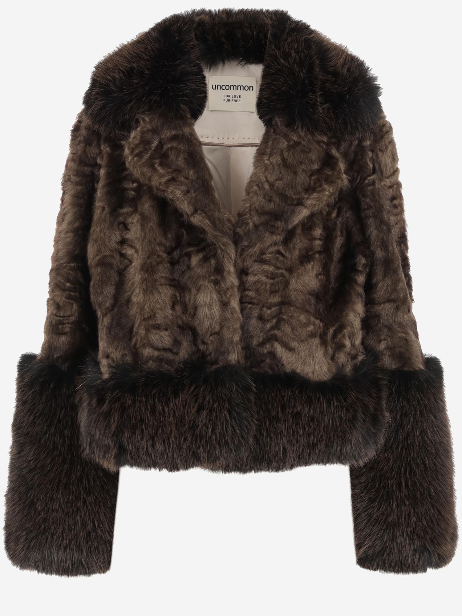 CAPPOTTO IN PELLICCIA SINTETICA CON DETTAGLI IN CONTRASTO EF71 PER005 UNCOMMON 