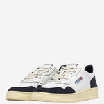 SNEAKERS MEDALIST LOW IN PELLE AULMFT07 SOFLEASUEWHTOCEAN AUTRY 