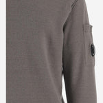 MAGLIONE IN MISTO COTONE CON LOGO 19CMKN238A 110432A921 CP COMPANY 