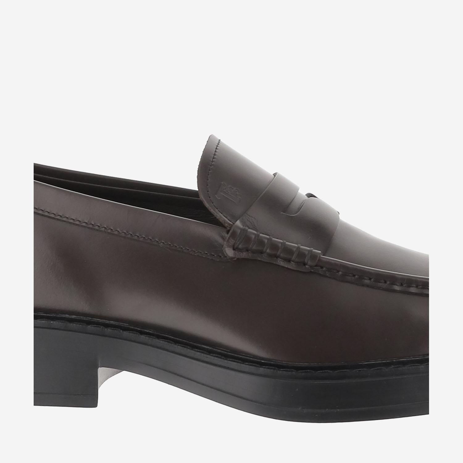 MOCASSINI IN PELLE XXM61K0AI40LYG S810 TODS 