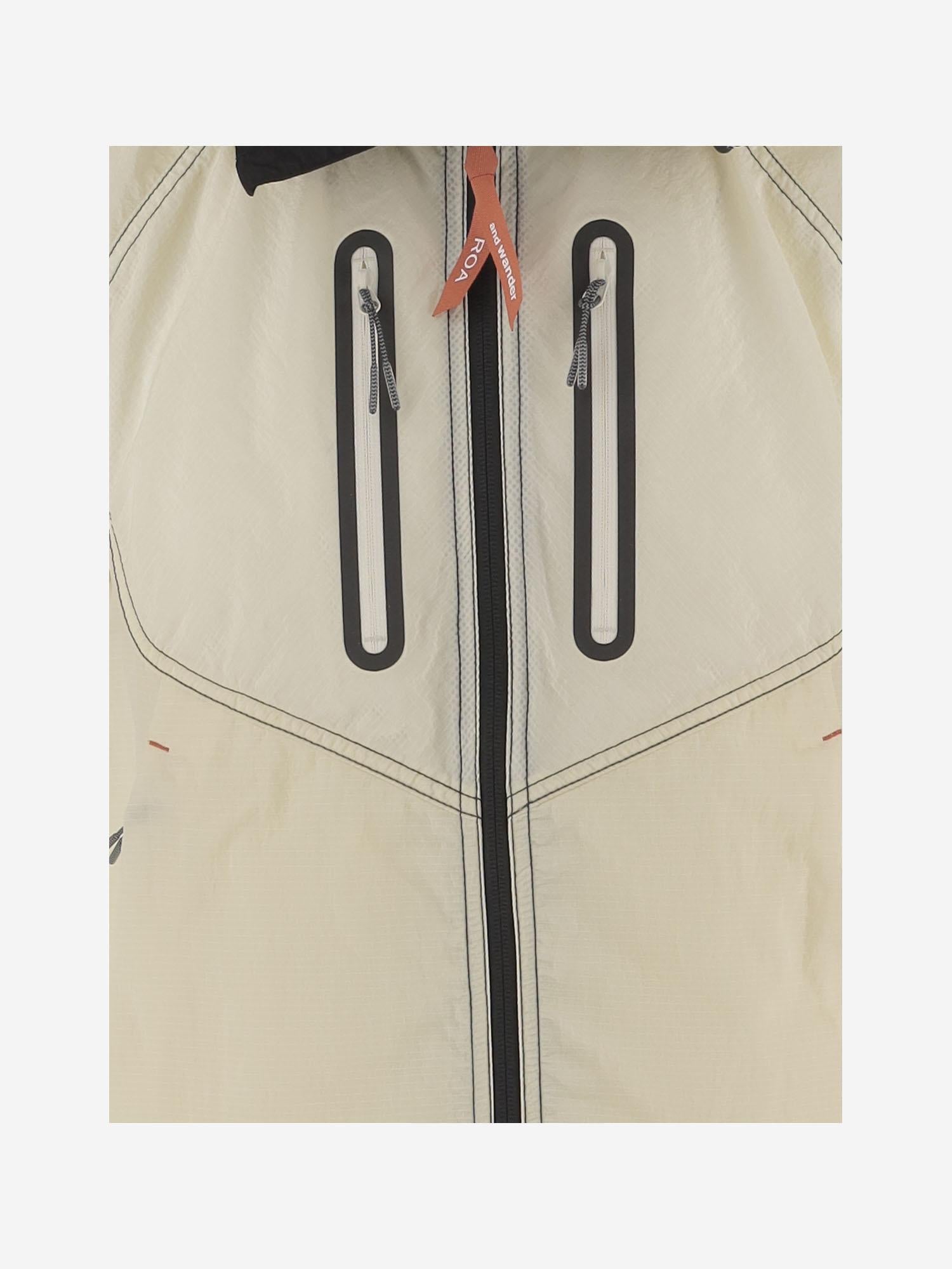 GIACCA IN NYLON CON LOGO 5746181510 031 AND WANDER 