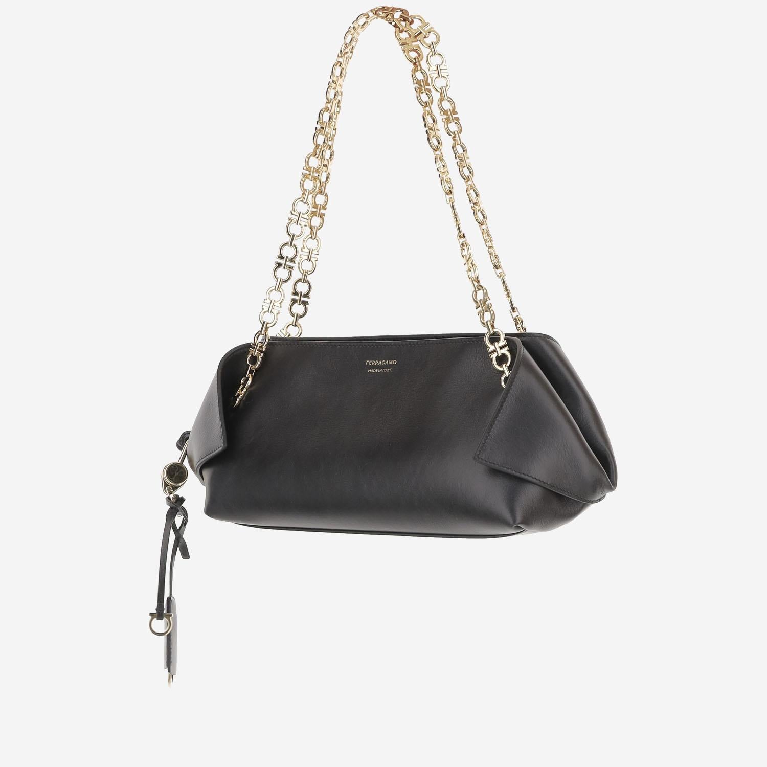 BORSA A SPALLA IN PELLE 21A371 004NERONERO SALVATORE FERRAGAMO 