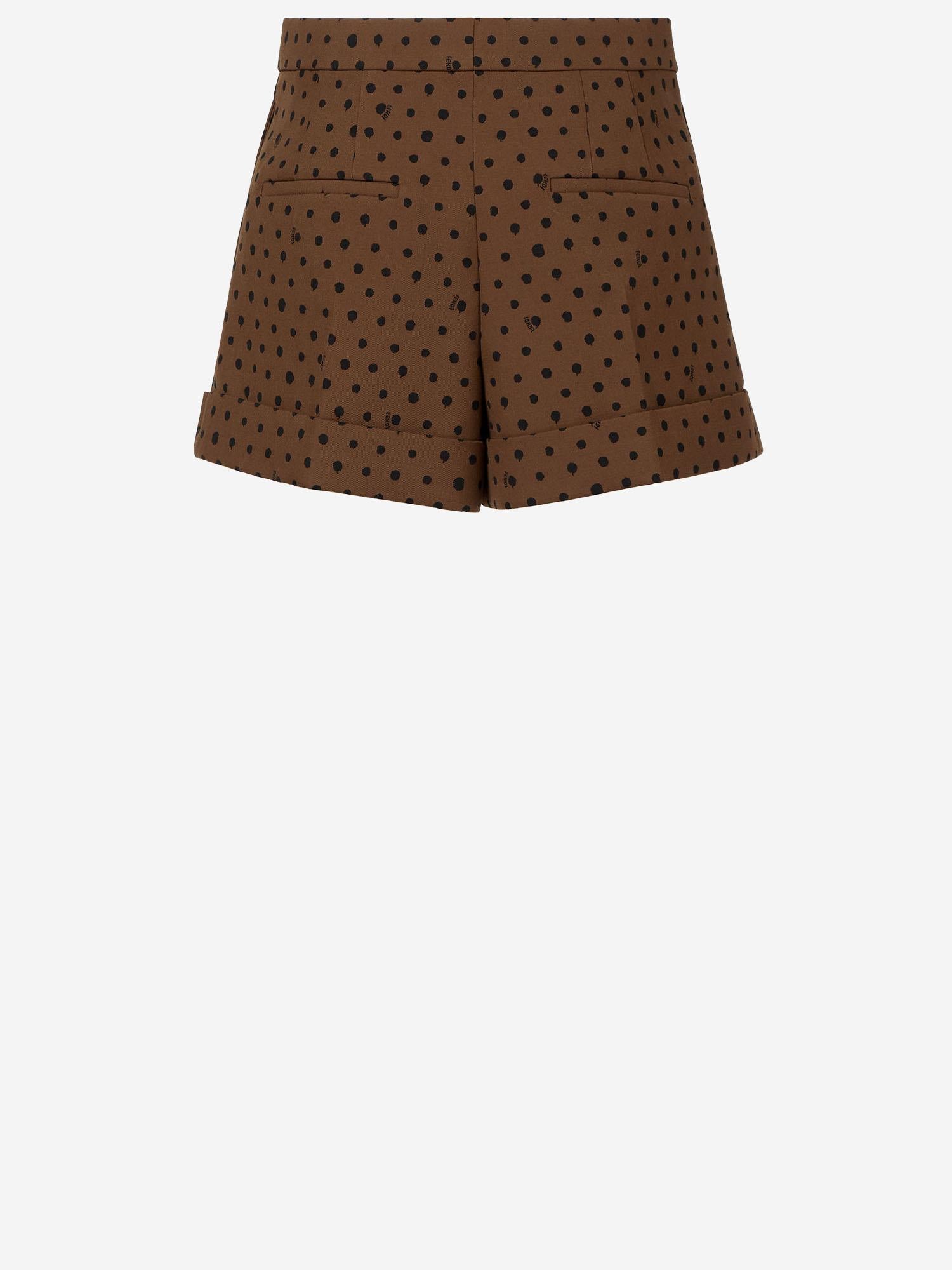 SHORTS IN LANA CON MOTIVO FALENA DOTS FR6690 AW7EF1UKN FENDI 