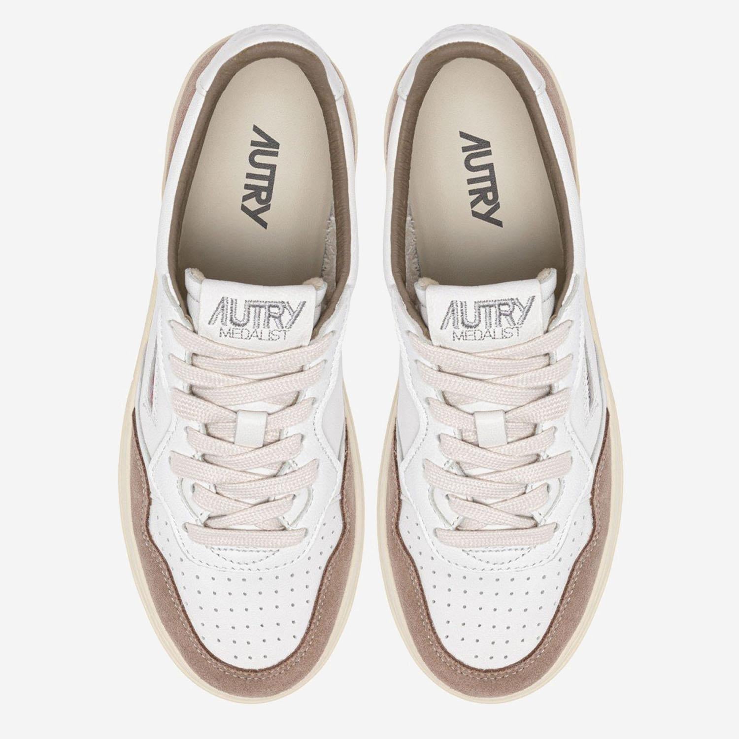 SNEAKERS MEDALIST LOW IN PELLE AULWFT02 SOFLEASUEWHTANTIL AUTRY 