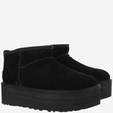 STIVALETTI CON PLATEAU CLASSIC ULTRA MINI 1135092 BLK UGG 