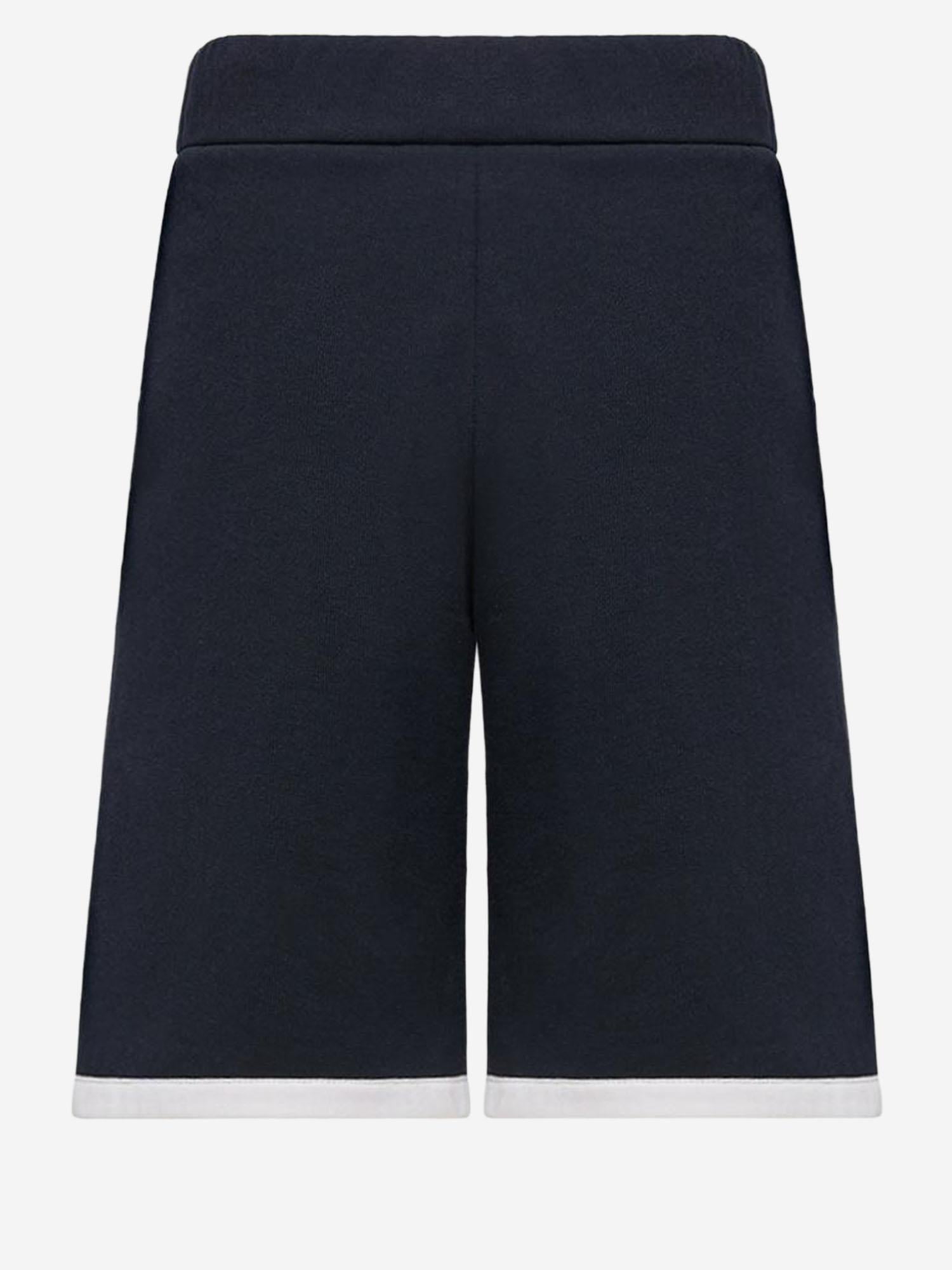 Pantaloni corti in jersey di cotone con logo 8H0000289AKM 778 MONCLER ENFANTS 