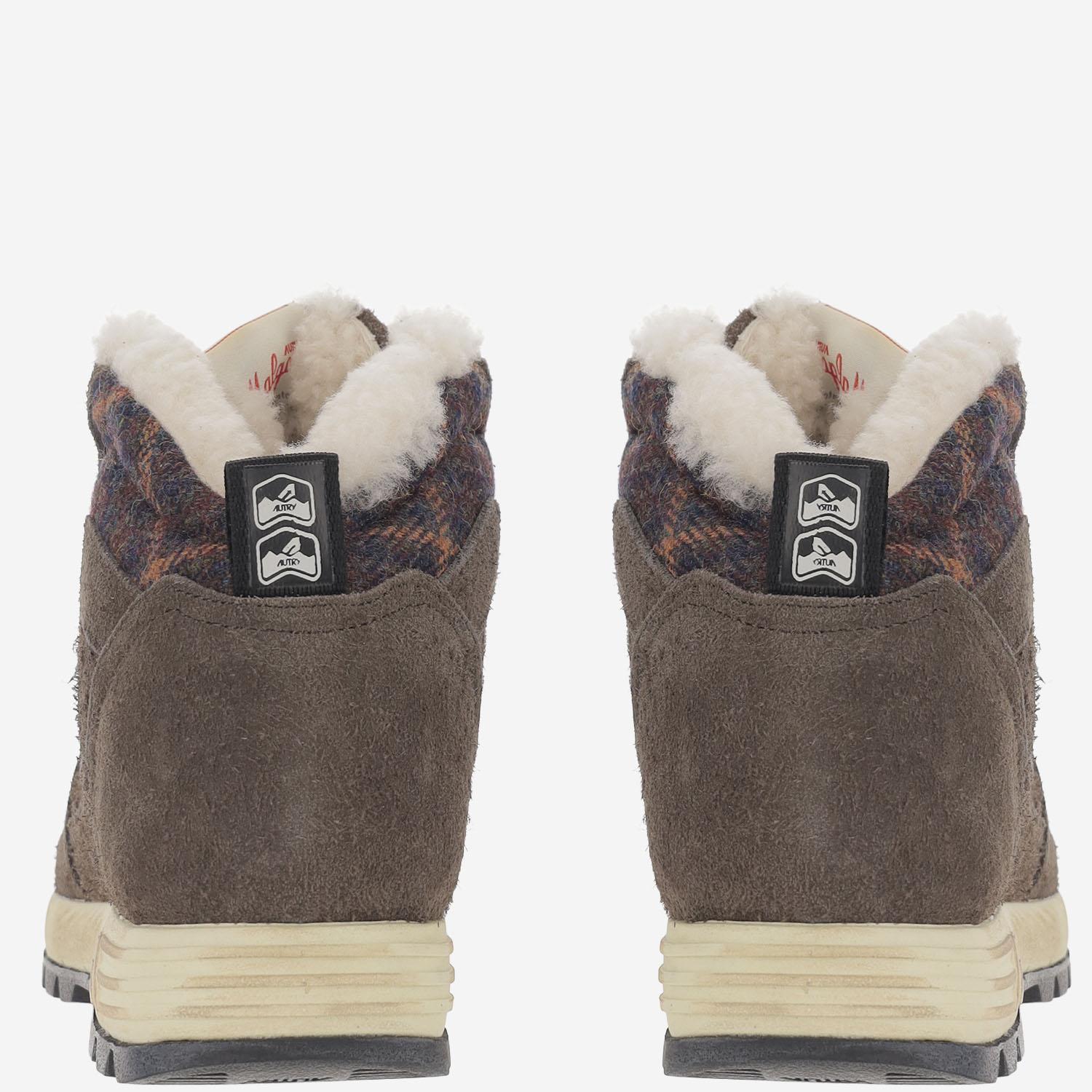 STIVALETTI MALAGA IN MISTO PELLE HBMMUX01 PEPPERBLKRED AUTRY 